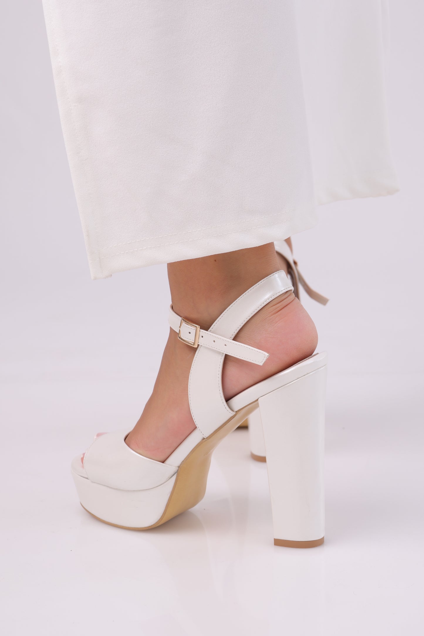 Crystal Heels - 250