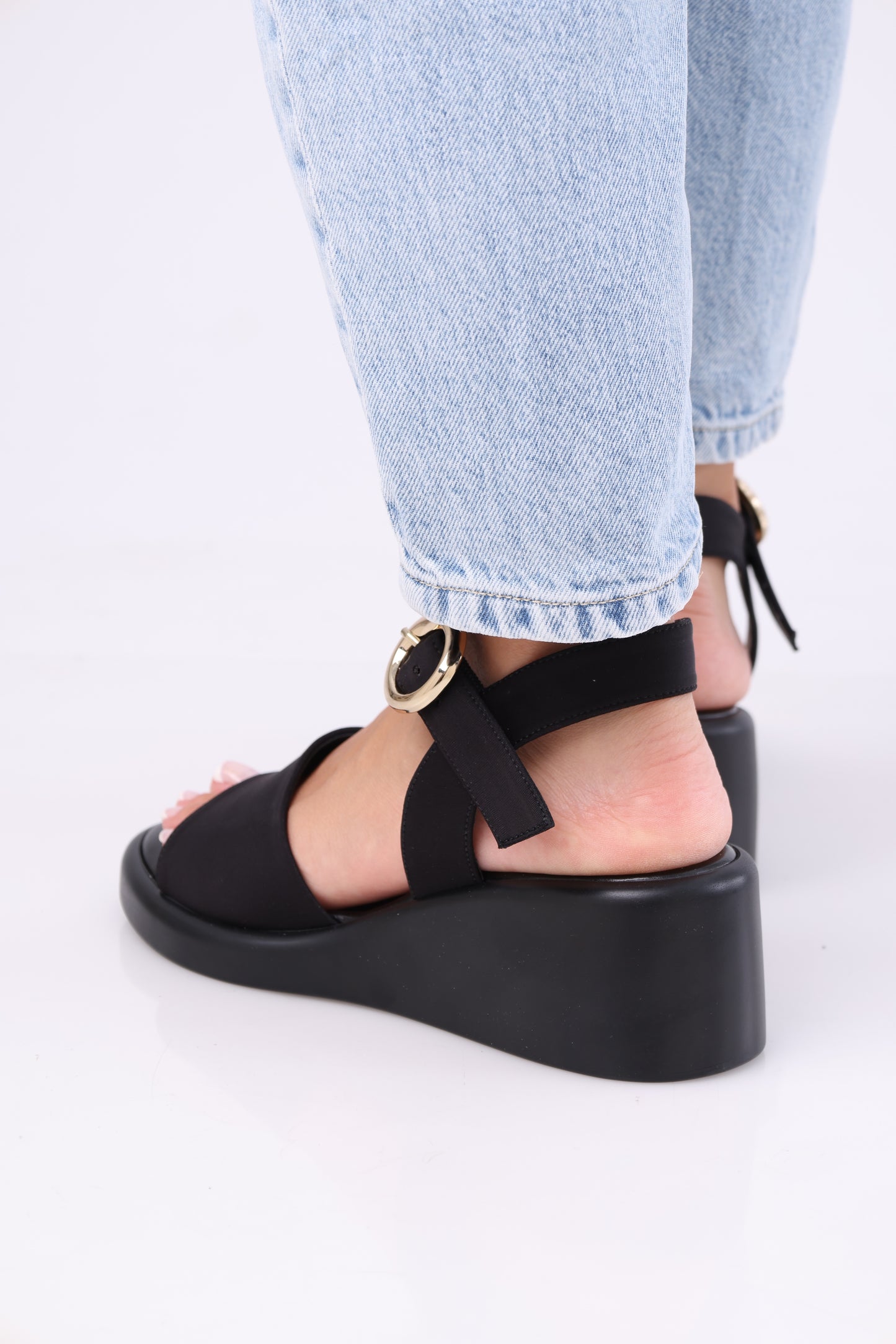 Ivory Sandals - 108