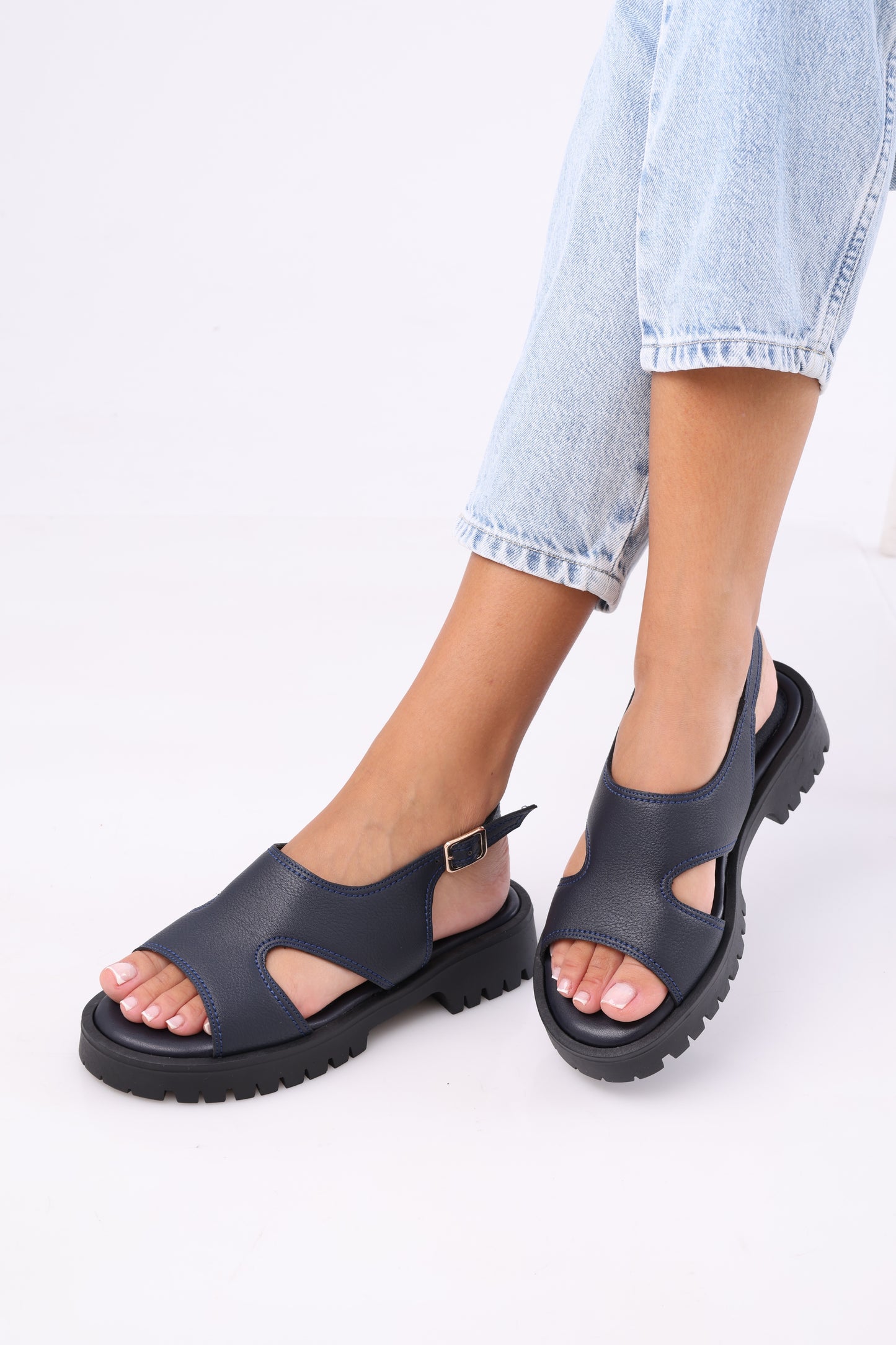 The Spicy Sandals - 940