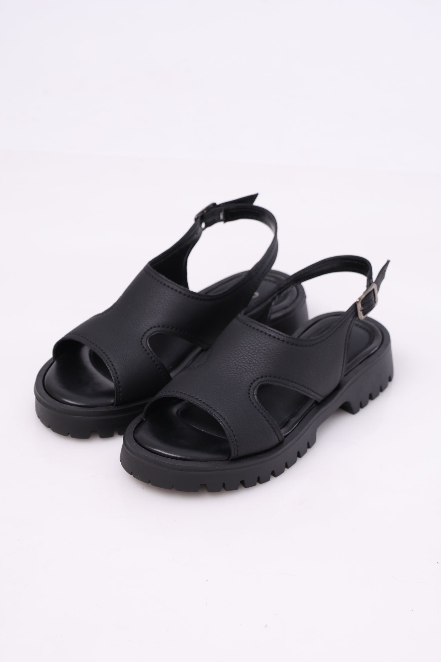 The Spicy Sandals - 940