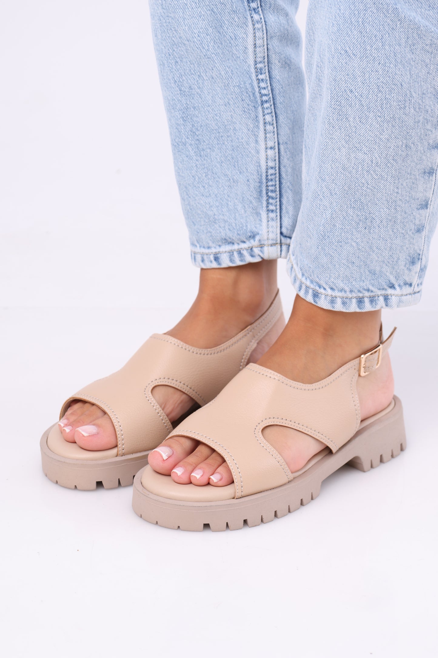 The Spicy Sandals - 940