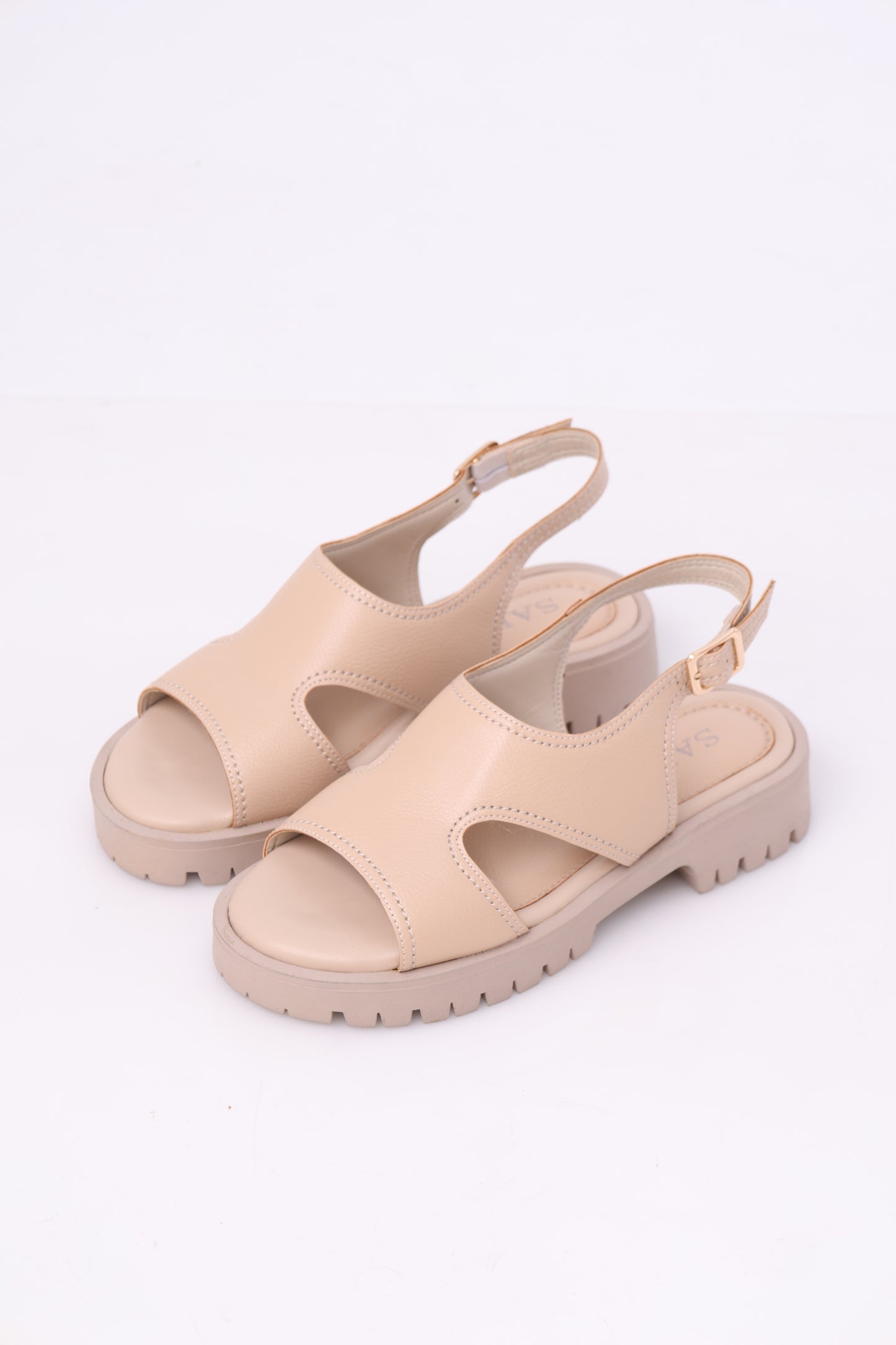 The Spicy Sandals - 940