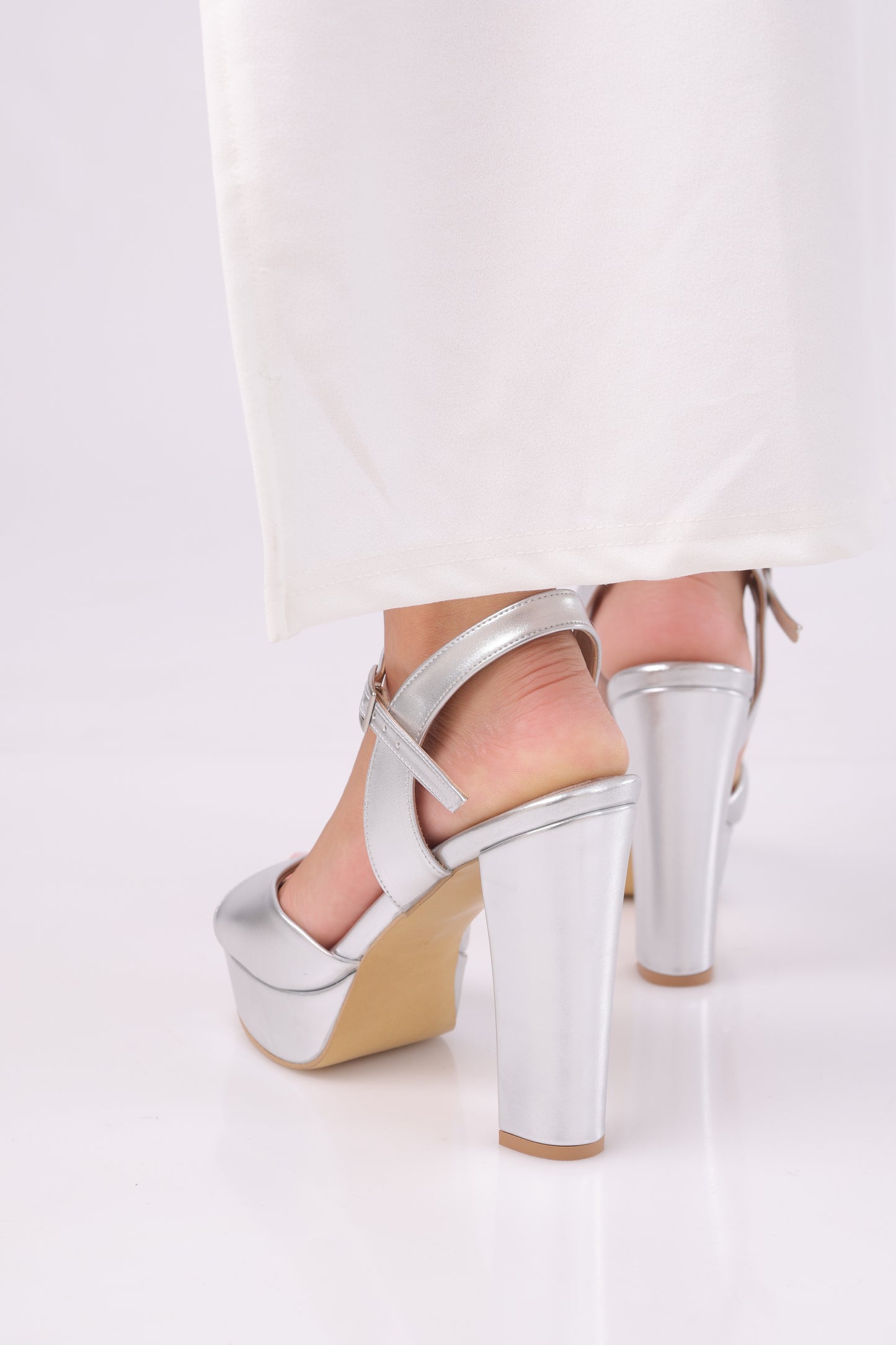 Crystal Heels - 250