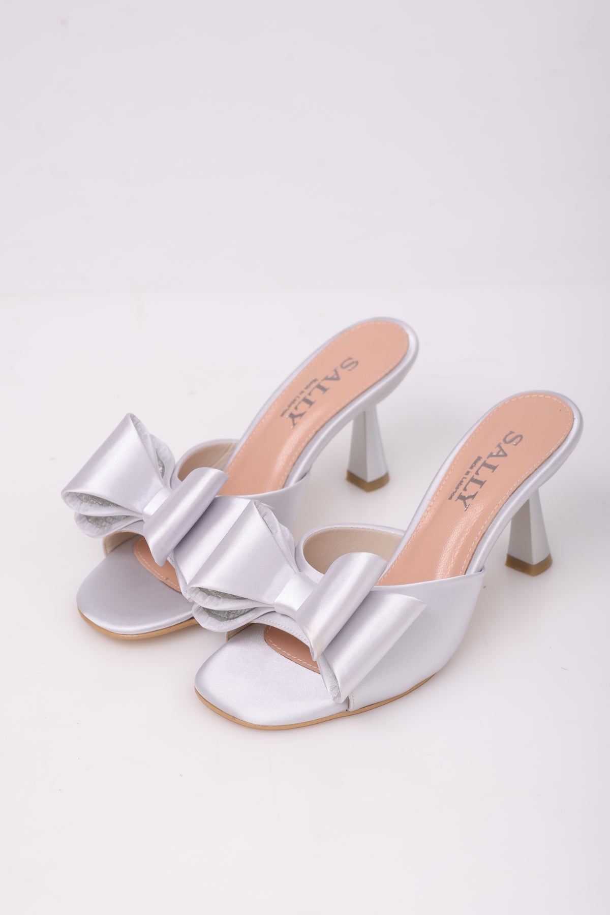 Bow Heels - 133