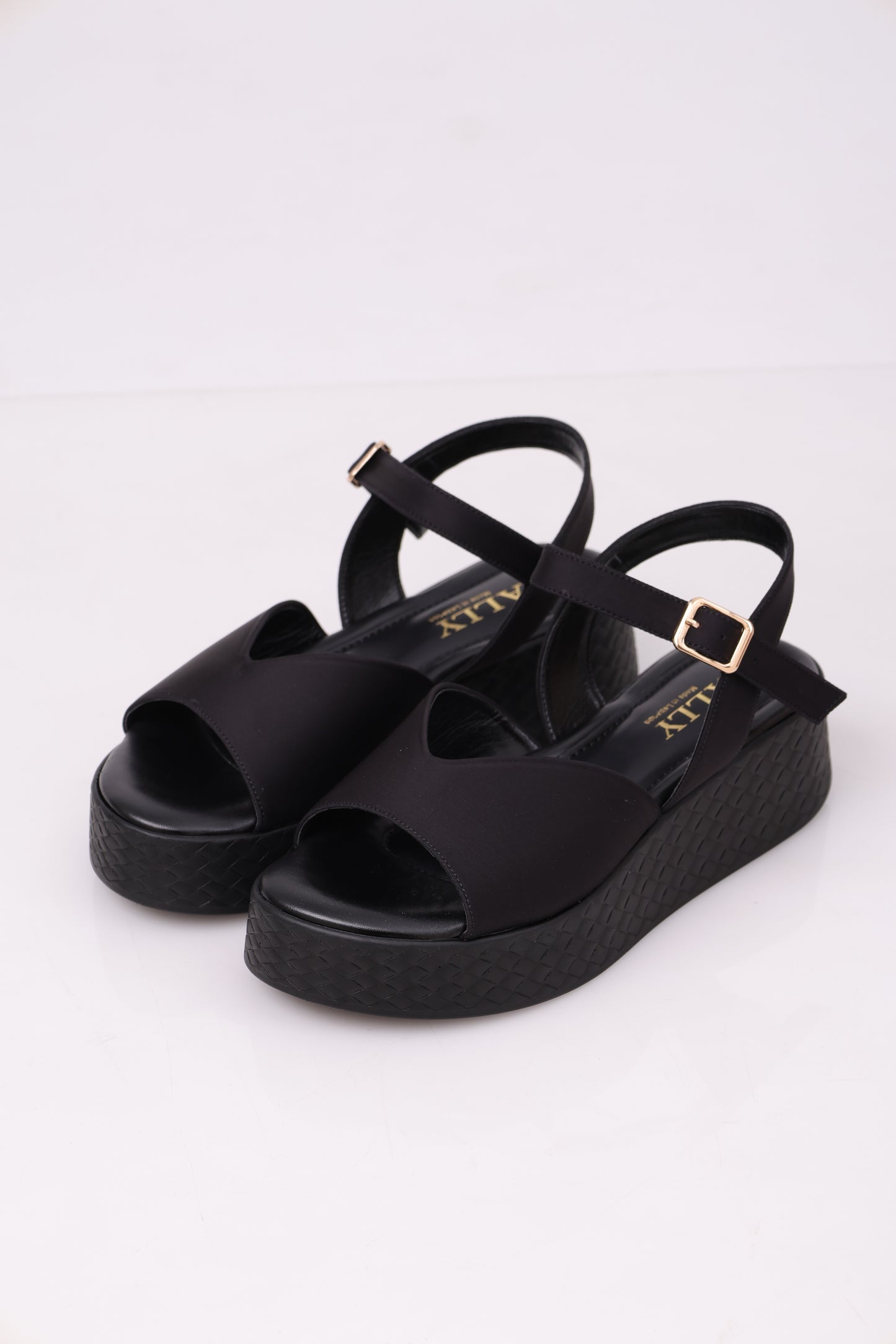 Bloom Sandals - 114