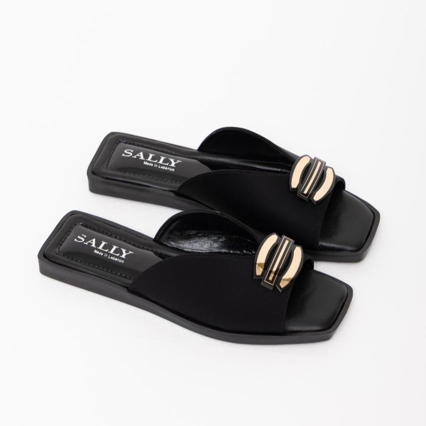 Flats 972 - Black