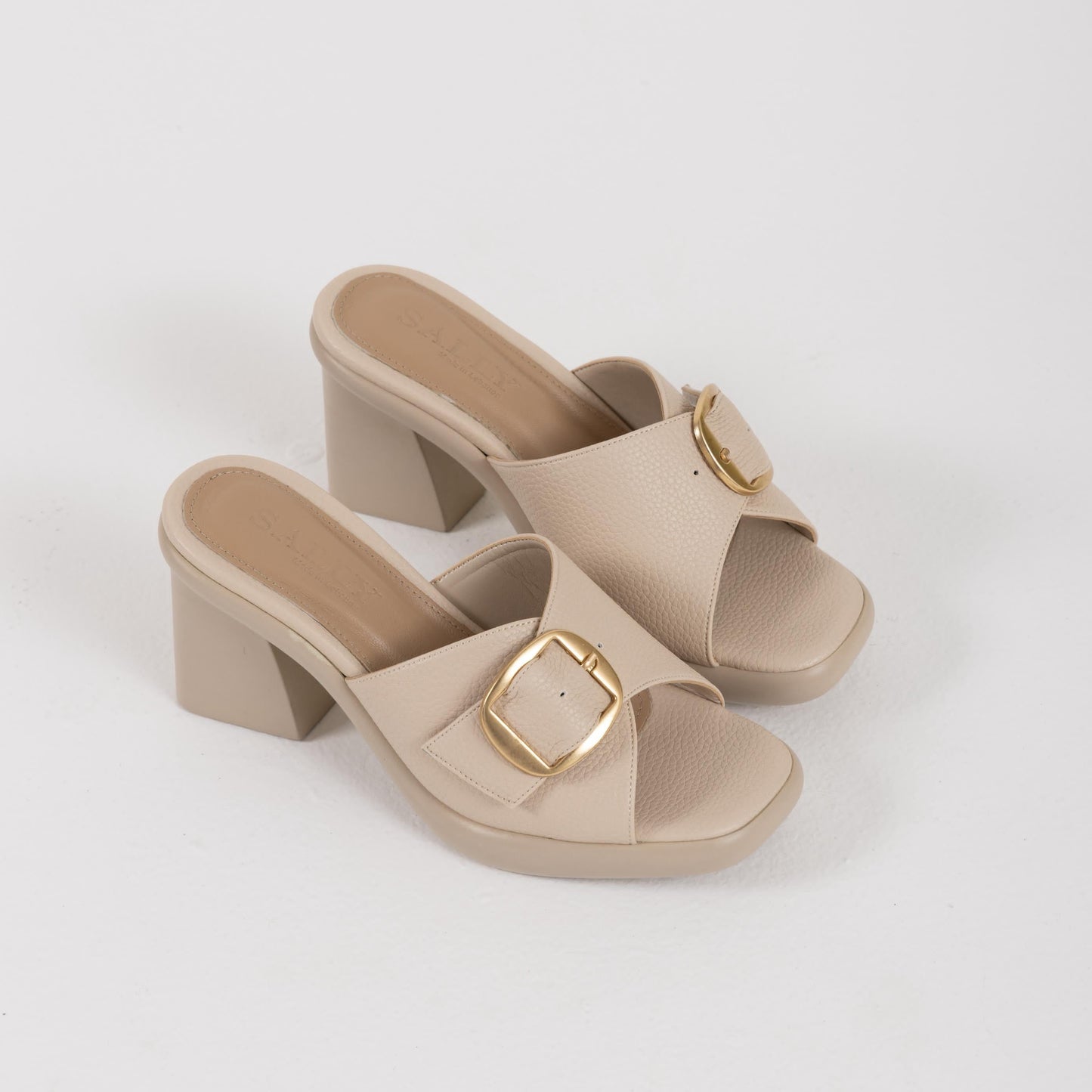Sandals 945